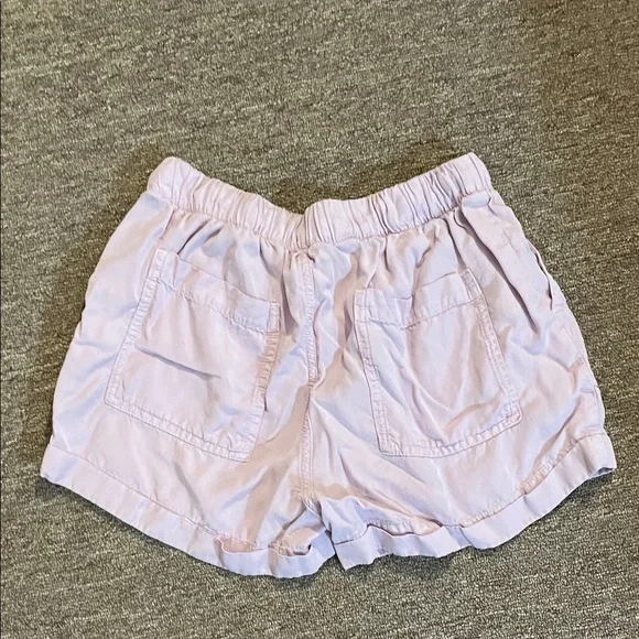 Love Tree Lavender Cargo Shorts, just a cute pair of shorts - Picture 3 of 4